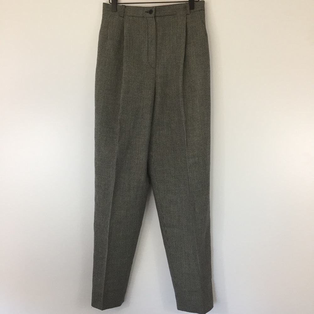 Houndstooth trousers, tan and black size 8, wool